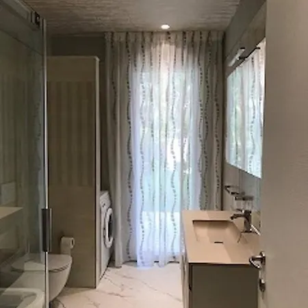 Beautiful Modern In Albarella By Beahost
