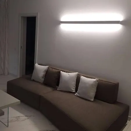 Beautiful Modern In Albarella By Beahost Villa *